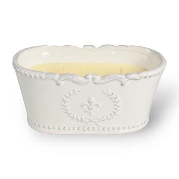 Evangeline 20 oz Candle